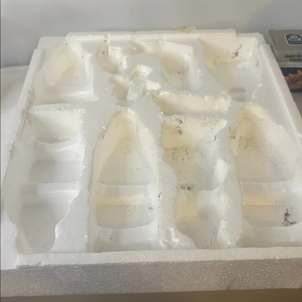 Vintage Home Interiors Nativity Scene Figurine Set - Picture 3 of 8